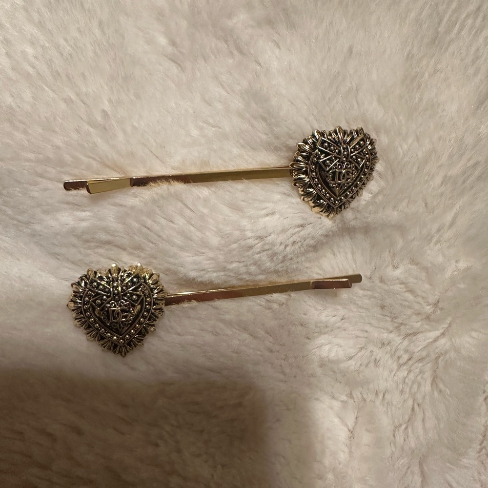 Dolce & Gabbana Silvery Heart Hair Pins